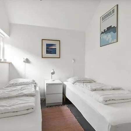 6663-allinge-stien-4 Feriehus *